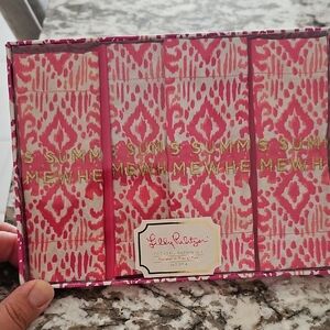 Lilly Pulitzer Pink and Gold Patterned Napkin Set